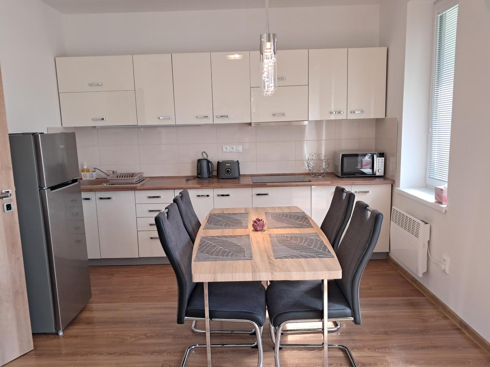 Apartmany Rubin Nesvady Экстерьер фото